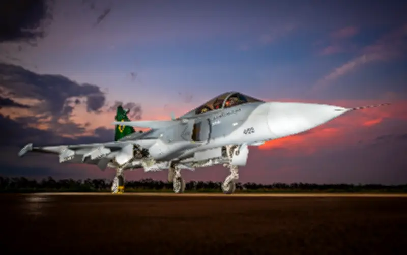 FAB inicia defesa da Capital Federal com caças Gripen