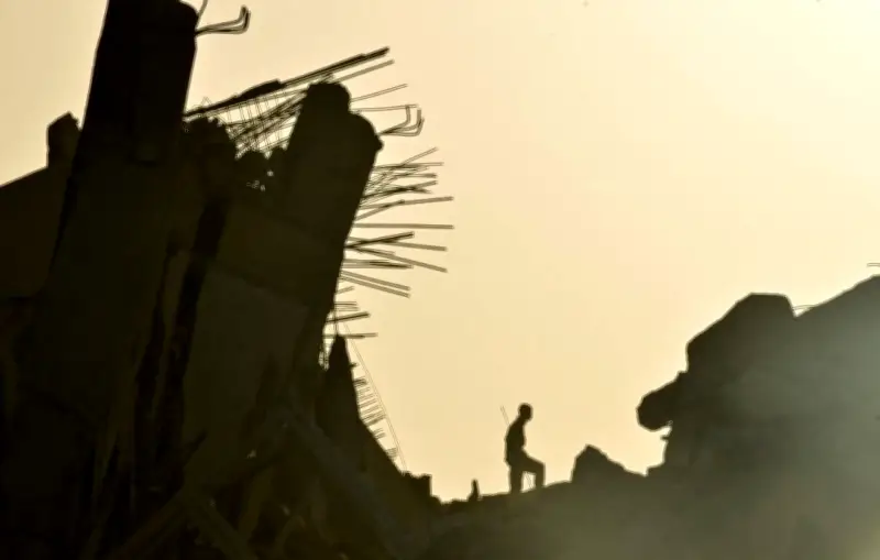 FAB leva ajuda humanitária à Venezuela após terremoto duplo