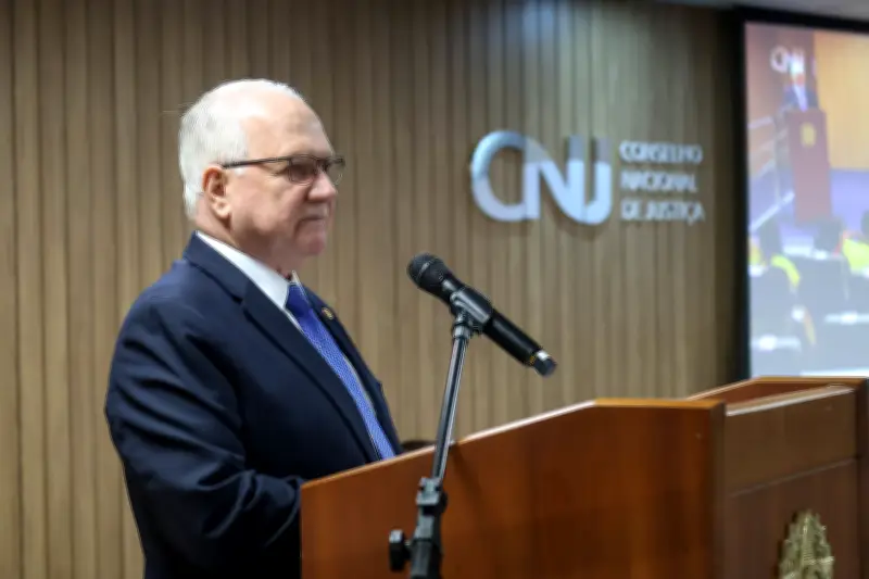 Fachin: classificação de PCC e CV como terroristas é questão internacional