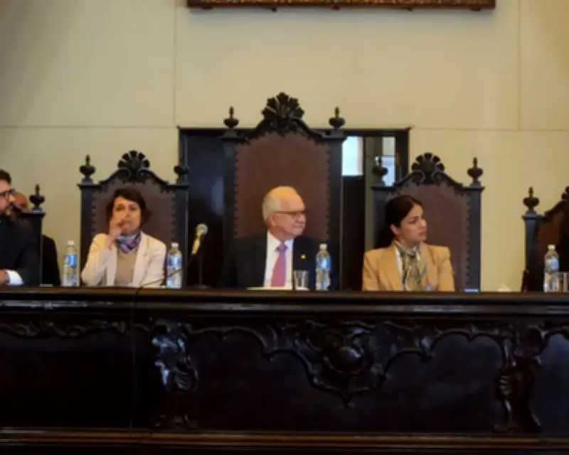 Fachin critica pressões externas sobre o Judiciário e defende soberania