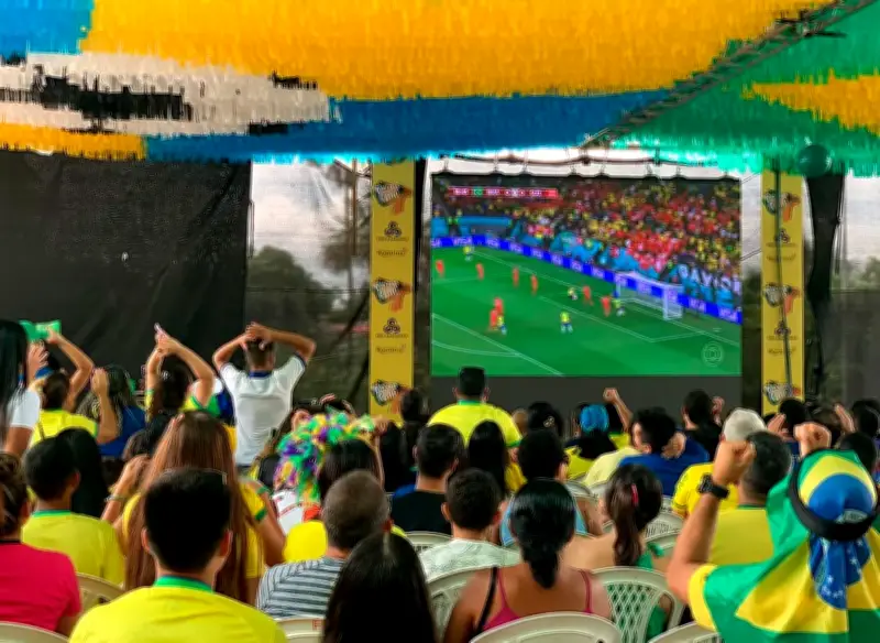 Faltar ao trabalho para ver Copa pode gerar justa causa? Veja regras