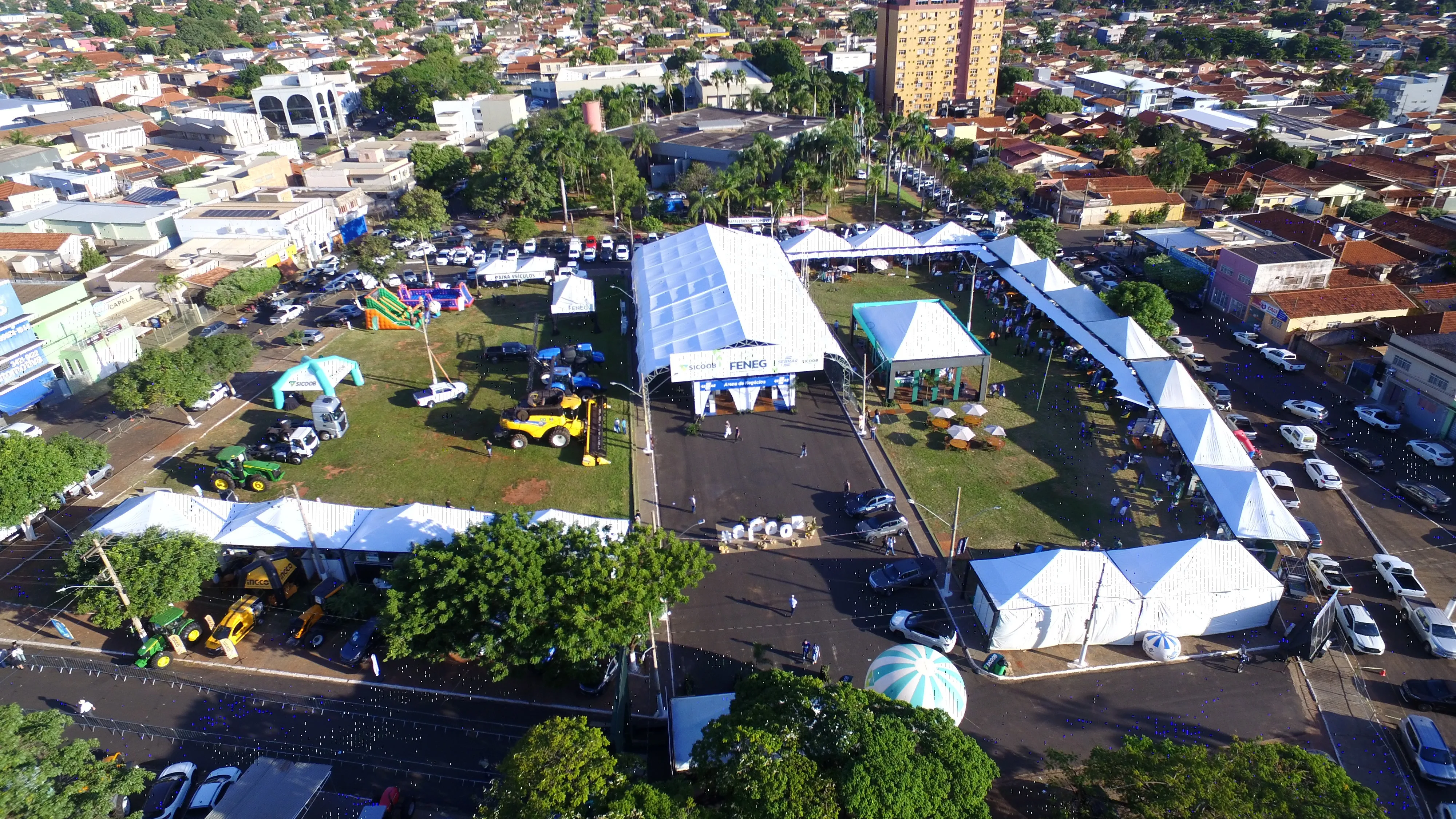 FENEG 2025 movimenta R$ 200 milhões em negócios em Frutal