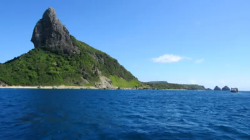 Fernando de Noronha celebra Dia Mundial dos Oceanos com seminário sobre comunidade oceânica