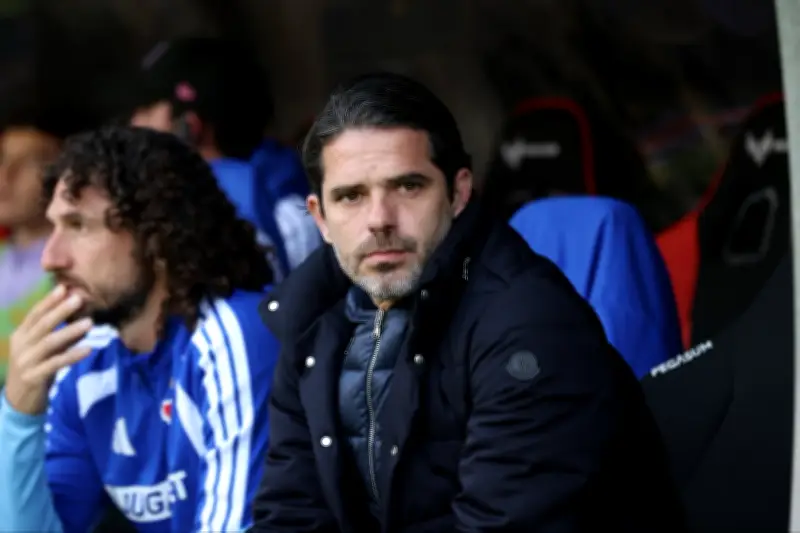 Fernando Gago passa por cirurgia cardíaca após jogo no Chile