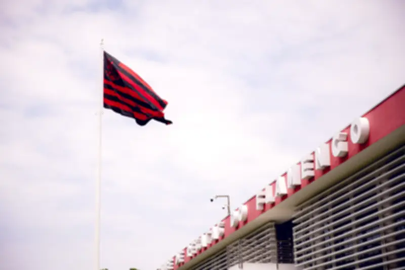 Flamengo fará intertemporada em Portugal com amistosos contra Falkirk, Birmingham e Benfica