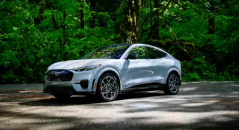 Ford pode abandonar Mustang Mach-E após nova plataforma elétrica