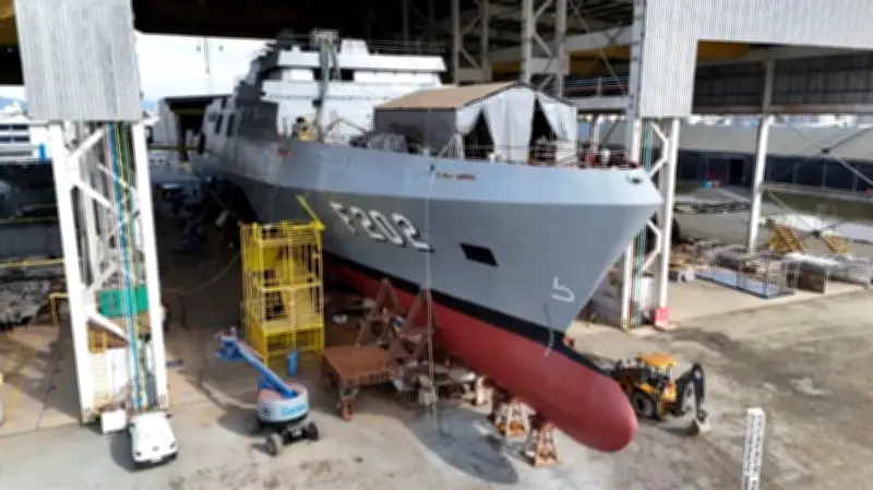Fragata Cunha Moreira é lançada pela Marinha com tecnologia alemã