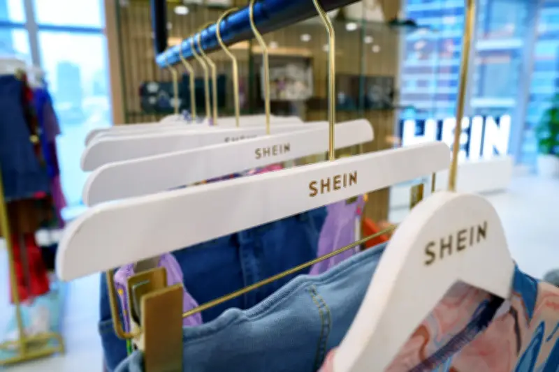 França multa Shein em R$ 130 milhões por falhas com consumidores