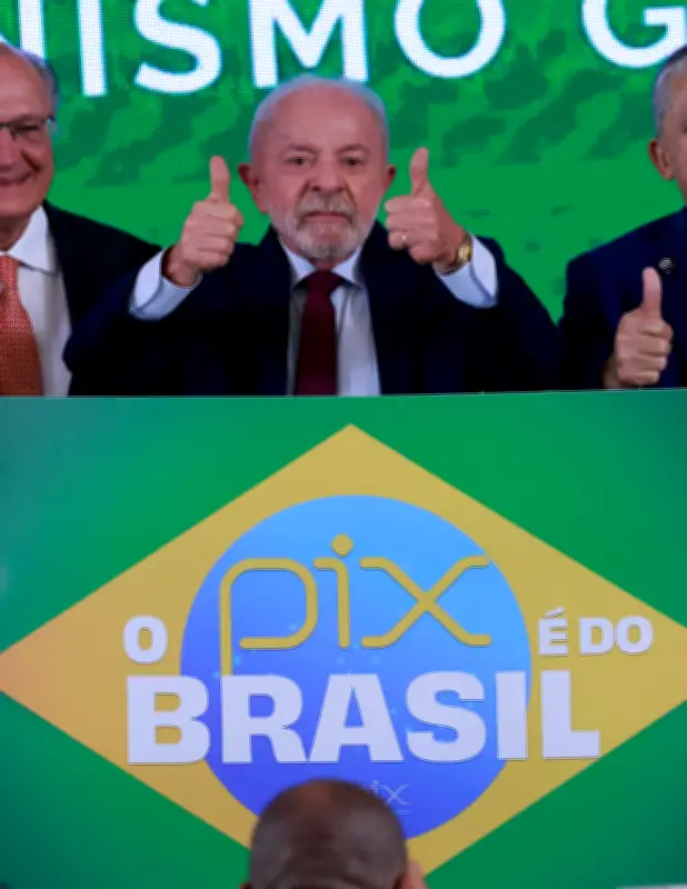 Frente de segurança e Adepol repudiam fala de Lula sobre delegacias