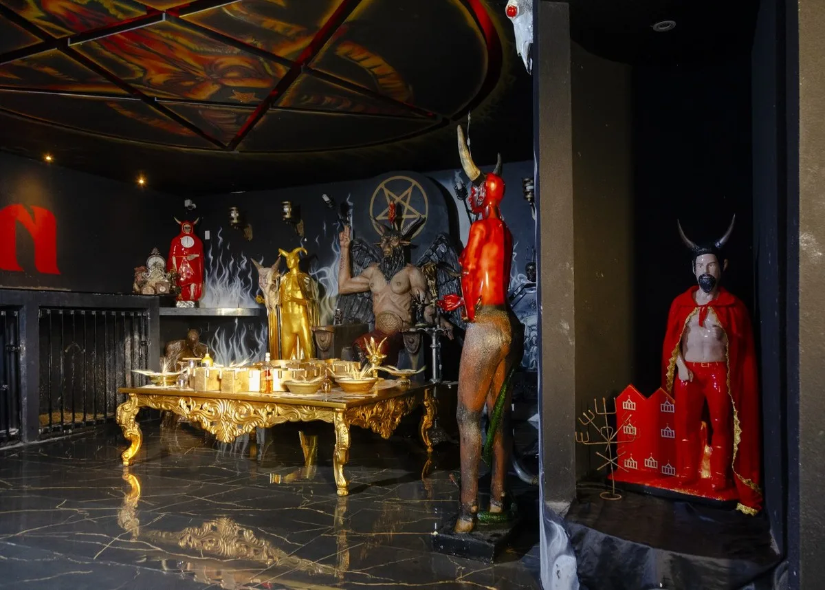 Primeira Igreja Luciferiana do Brasil é dedicada a Lúcifer e enfrenta desafios