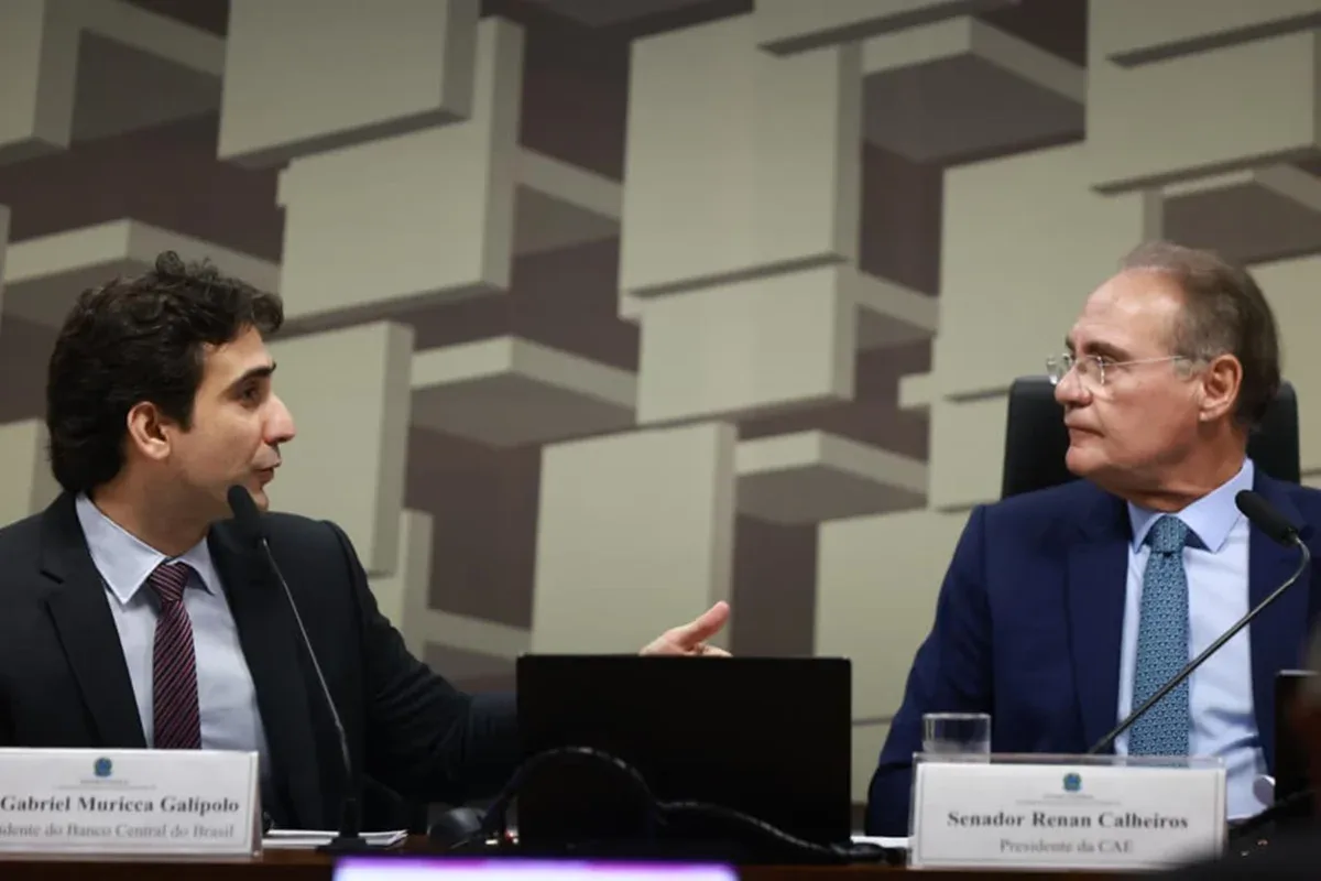 Renan provoca Galípolo: 'Banco Central colaborou com o Master'
