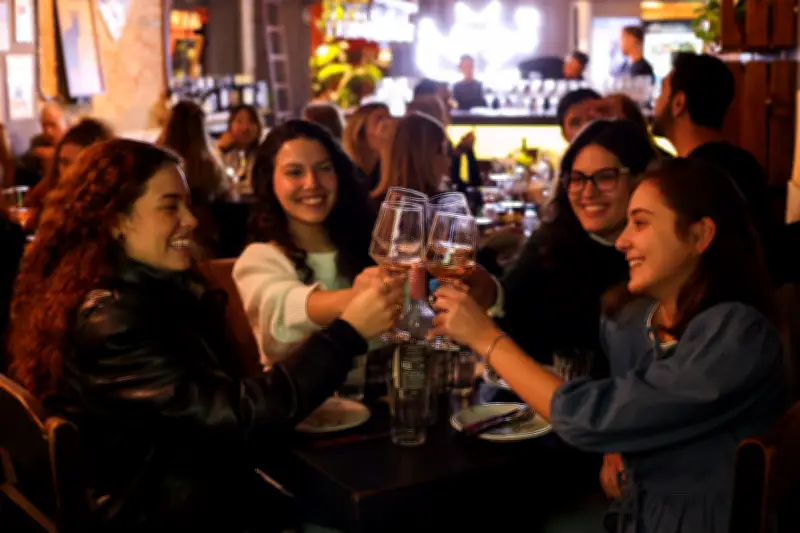 Geração Z transforma consumo de vinho no Brasil com novos hábitos