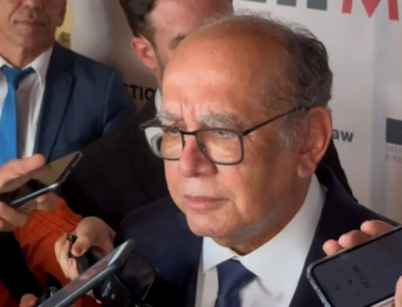 Gilmar Mendes critica projeto que permite advocacia privada na AGU