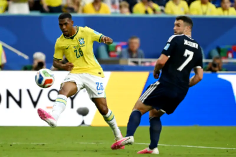 Globo bate recordes com jogo do Brasil na Copa; SBT tem melhor média