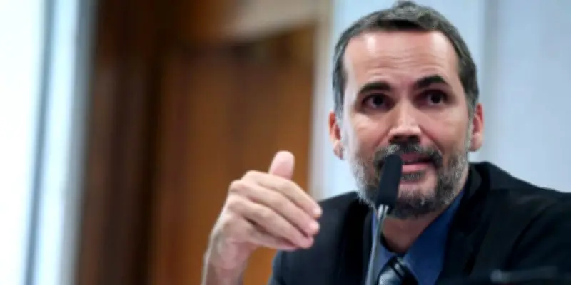Governo alerta que 'pautas-bomba' do Congresso têm impacto 'inadministrável'