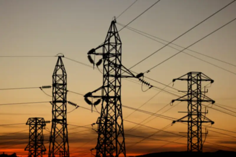 Governo publicará diretrizes para leilão de baterias elétricas em dezembro