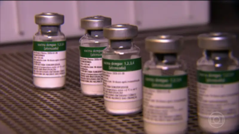 Governo suspende vacina do Butantan contra dengue após 42 reações graves