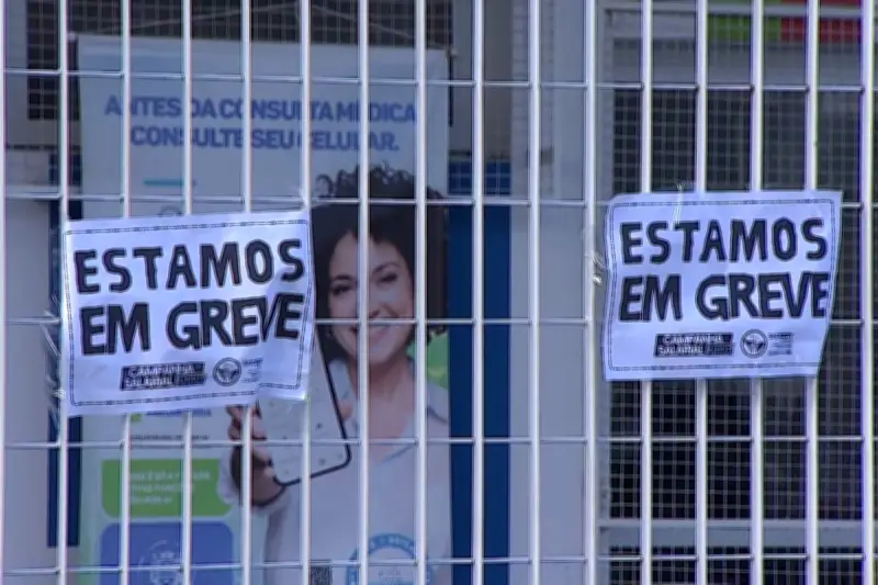 Greve de servidores de Taubaté chega à 3ª semana sem acordo