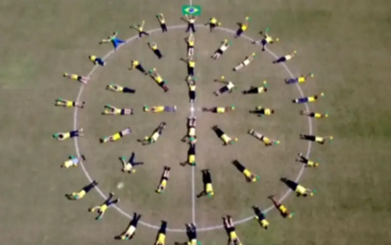 Grupo Lamba Mix retorna com coreografias para a Copa em Pouso Alegre