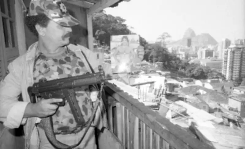 Guerra de seis dias no Morro Dona Marta em 1987 marcou ascensão do Comando Vermelho