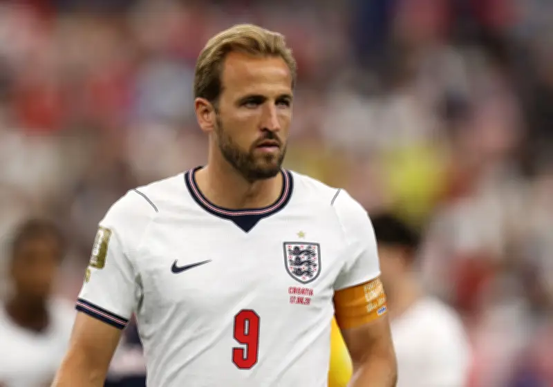 Harry Kane cogita carreira como kicker na NFL após se aposentar do futebol