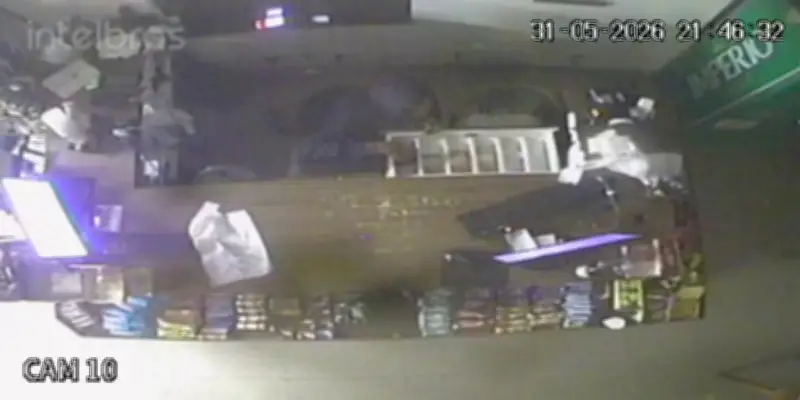 Homem invade padaria, furta R$ 270 e é preso em Piraju (SP)