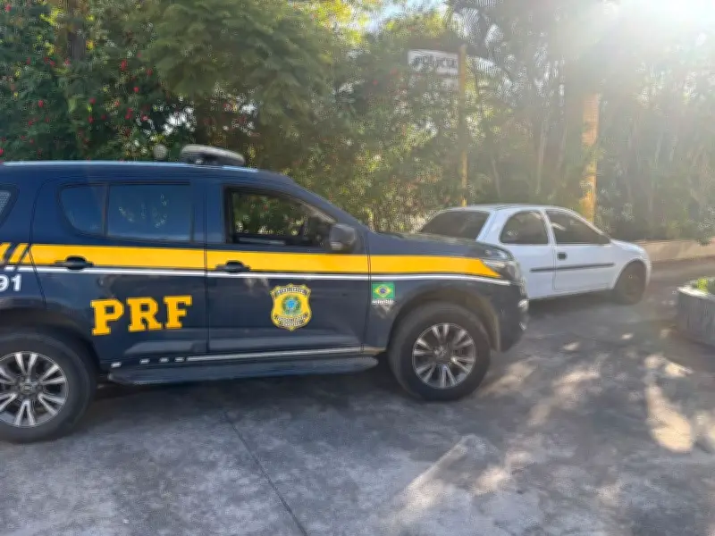 Homem é preso com carro furtado na BR-485 em Itatiaia