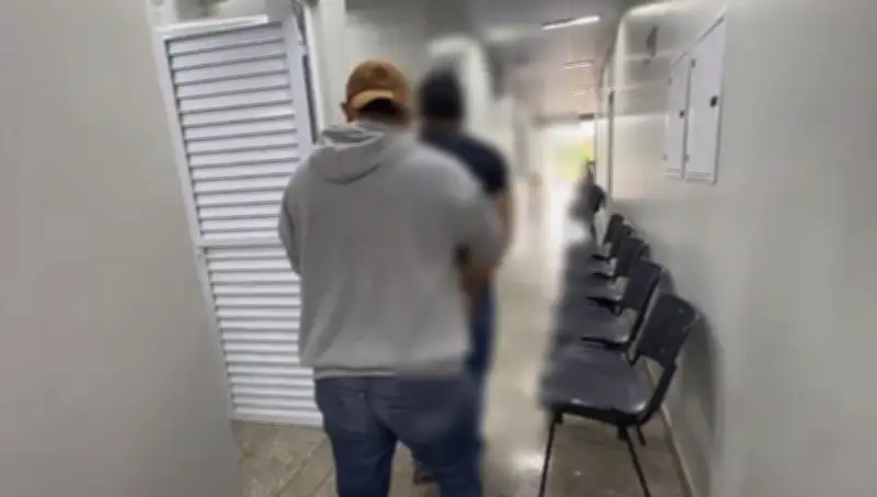 Homem é preso no Amapá suspeito de abusar da enteada dos 5 aos 12 anos