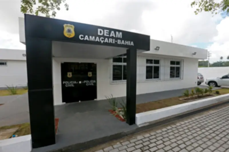 Homem preso por estuprar vizinha de 8 anos após oferecer R$ 5 por abraços