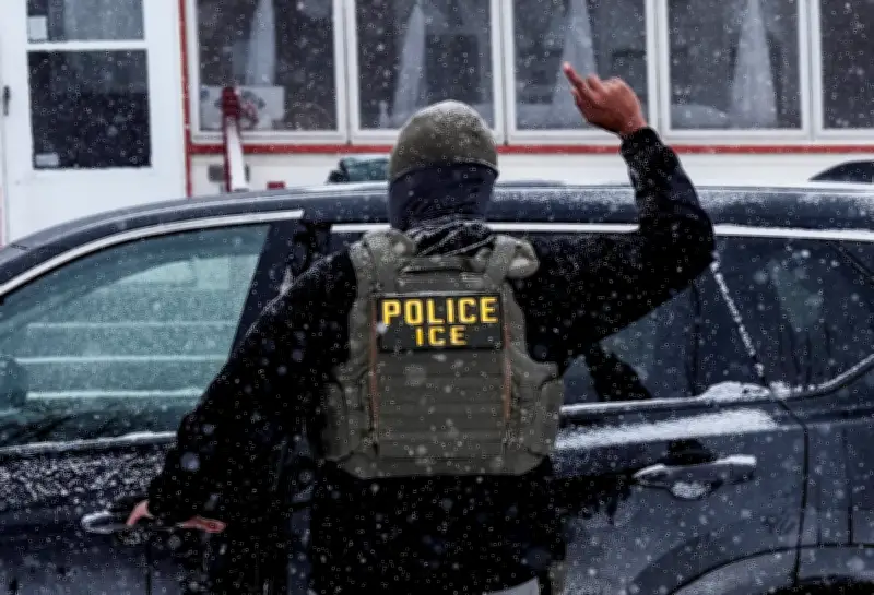 ICE prende ex-chefe do PCC e Comando Vermelho na Carolina do Norte