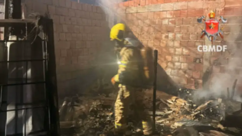 Incêndio em chácara na Estrutural mata 2 pessoas e cachorro