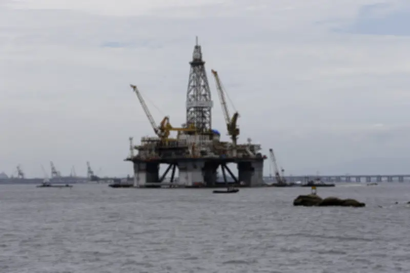 Indústria do petróleo aprova fim dos subsídios aos combustíveis