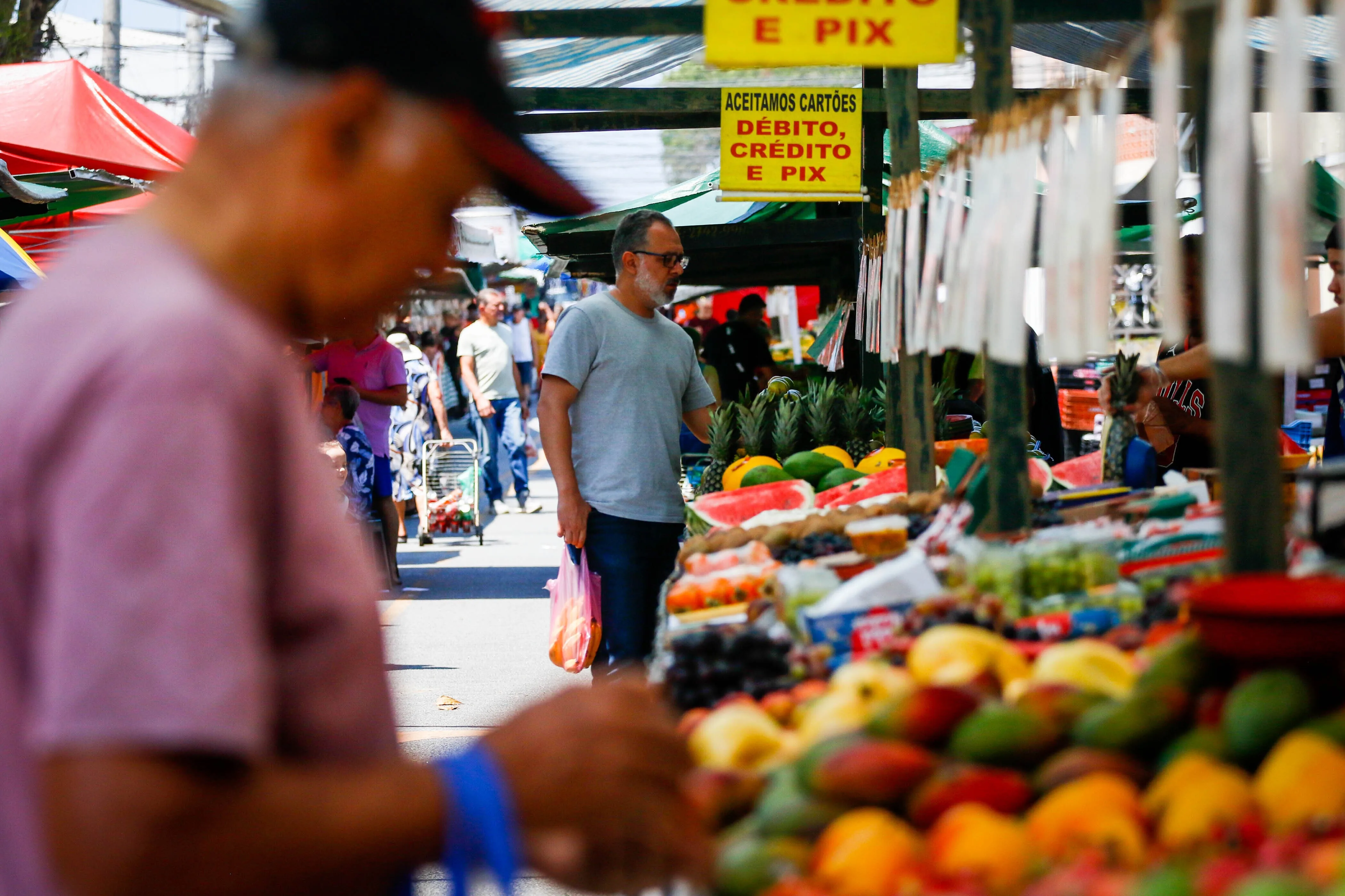 IPCA-15 sobe 0,62% em maio, com pressão de alimentos e energia elétrica