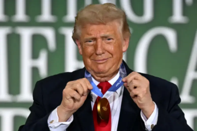 Interesses do Brasil devem prevalecer sobre amizade com Trump, diz Gabeira
