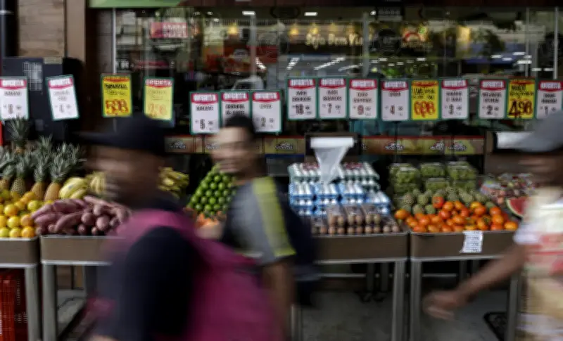 IPCA-15 sobe 0,41% em junho, abaixo das expectativas