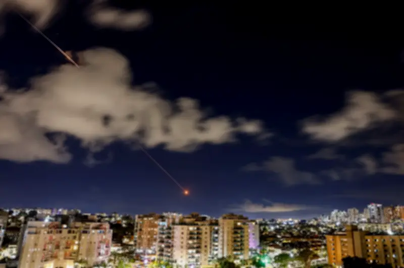Irã alerta Israel: deixem norte ou sofrerão consequências