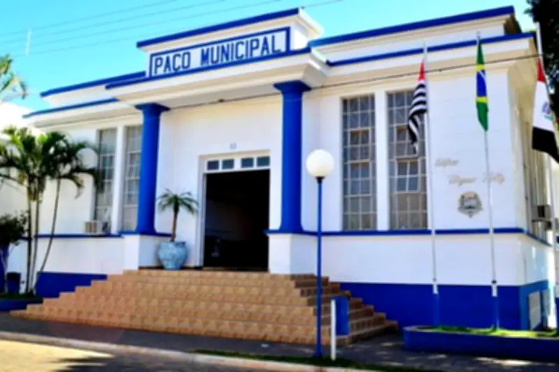 Itararé abre matrículas para EJA com vagas para jovens e adultos