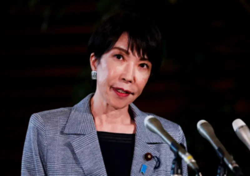 Japão intensifica intervenção verbal para defender o iene do dólar forte