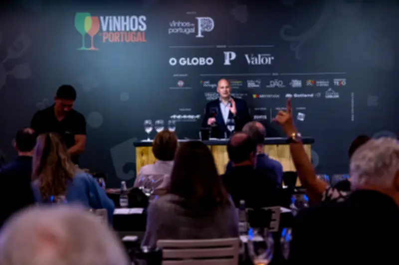 Jockey Club recebe Vinhos de Portugal com degustações e fado