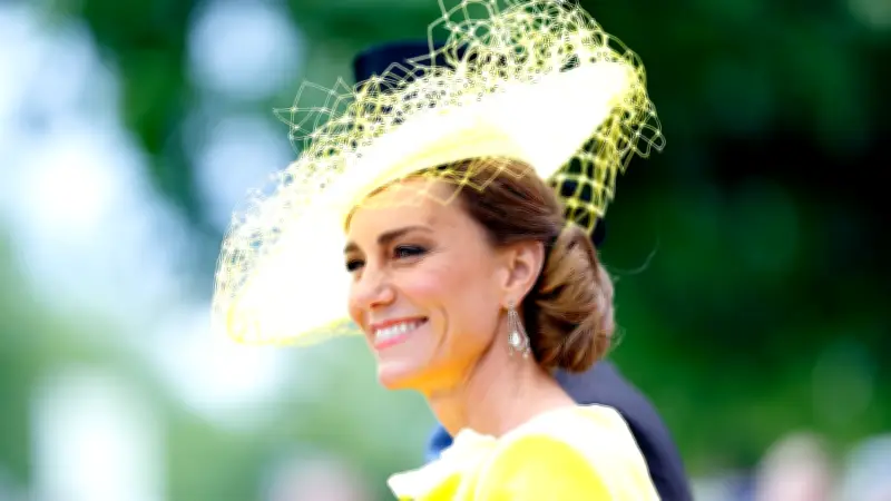 Kate Middleton reflete sobre luta contra o câncer e defende cuidado holístico