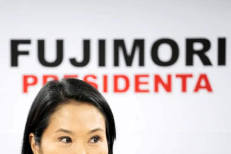 Keiko Fujimori lidera apuração final no Peru com 50,135% dos votos