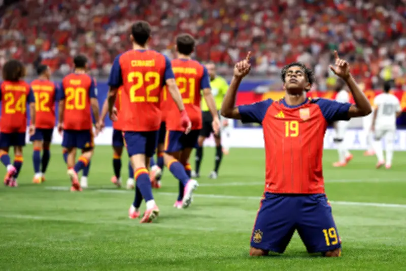Lamine Yamal supera lesão e marca gol histórico na Copa de 2026