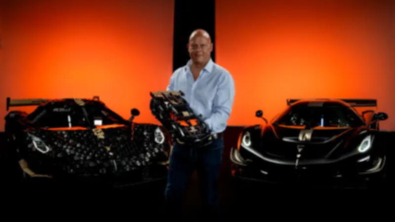 Lego recria Koenigsegg Sadair's Spear em tamanho real com 327 mil peças