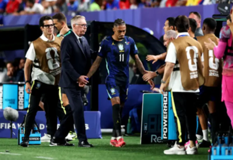 Lesão de Raphinha na Copa: Brasil pode substituí-lo? Entenda regra da Fifa