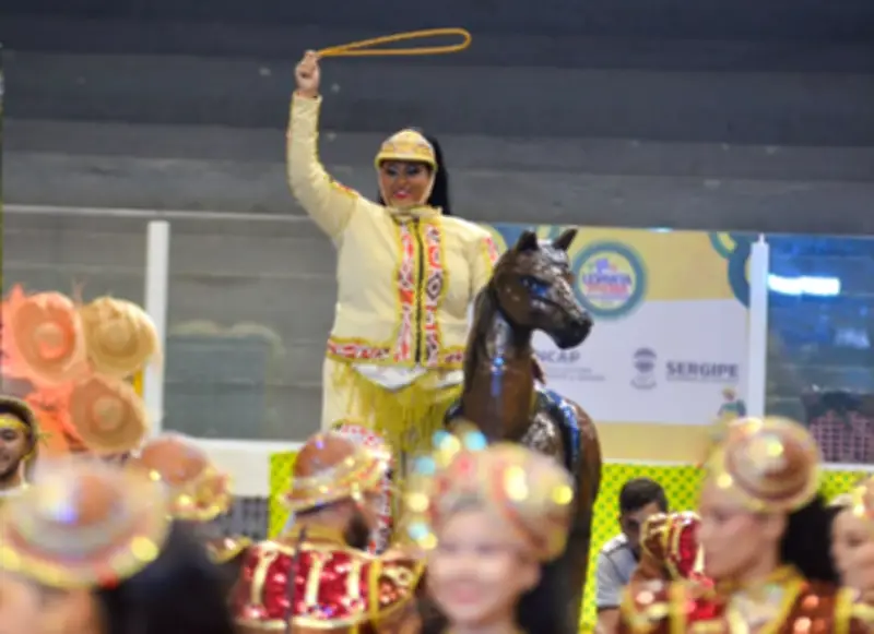 Levanta Poeira 2026: primeira noite de semifinal emociona Aracaju