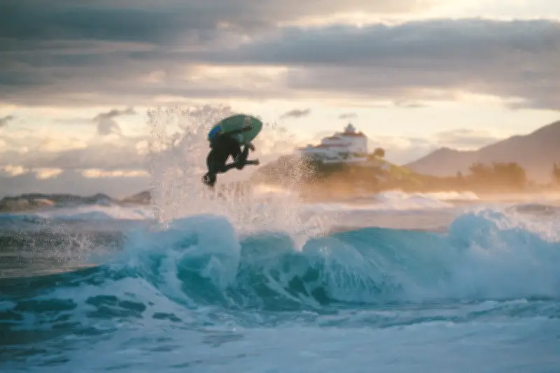 Lucas Fink: pentacampeão mundial quer revolucionar o skimboard