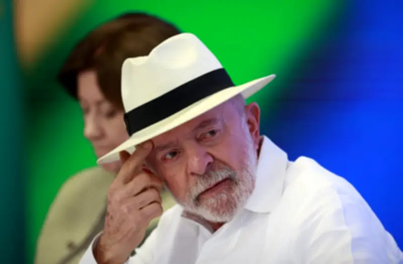 Lula a Trump: 'Ninguém é dono da América do Sul' e propõe Pix no Mercosul