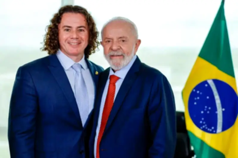 Lula apoia adversário de pai de Hugo Motta na Paraíba