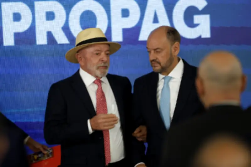 Lula chama governador interino do RJ de 'interventor' em ato falho