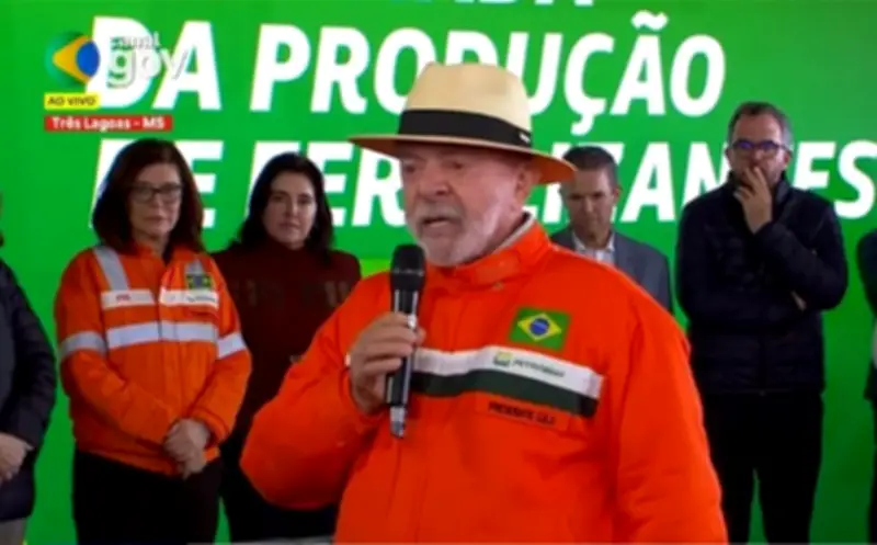 Lula confunde Mato Grosso do Sul com Mato Grosso e é corrigido em evento